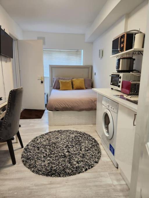 Apartment Flat, Close To O2 Arena And Airport